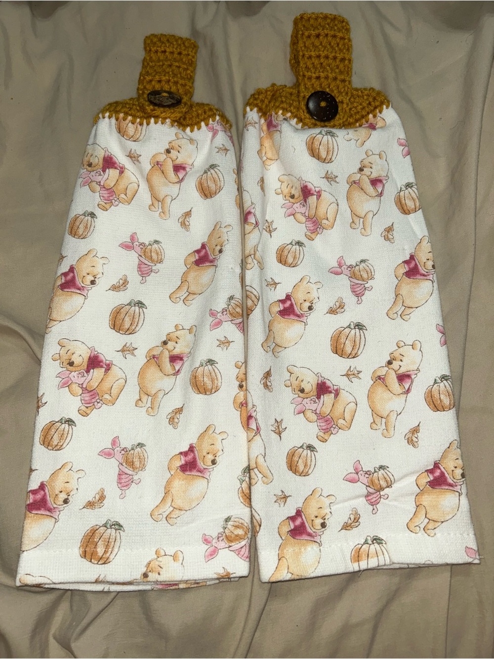 Winnie the Pooh Fall Hanging Towel Set